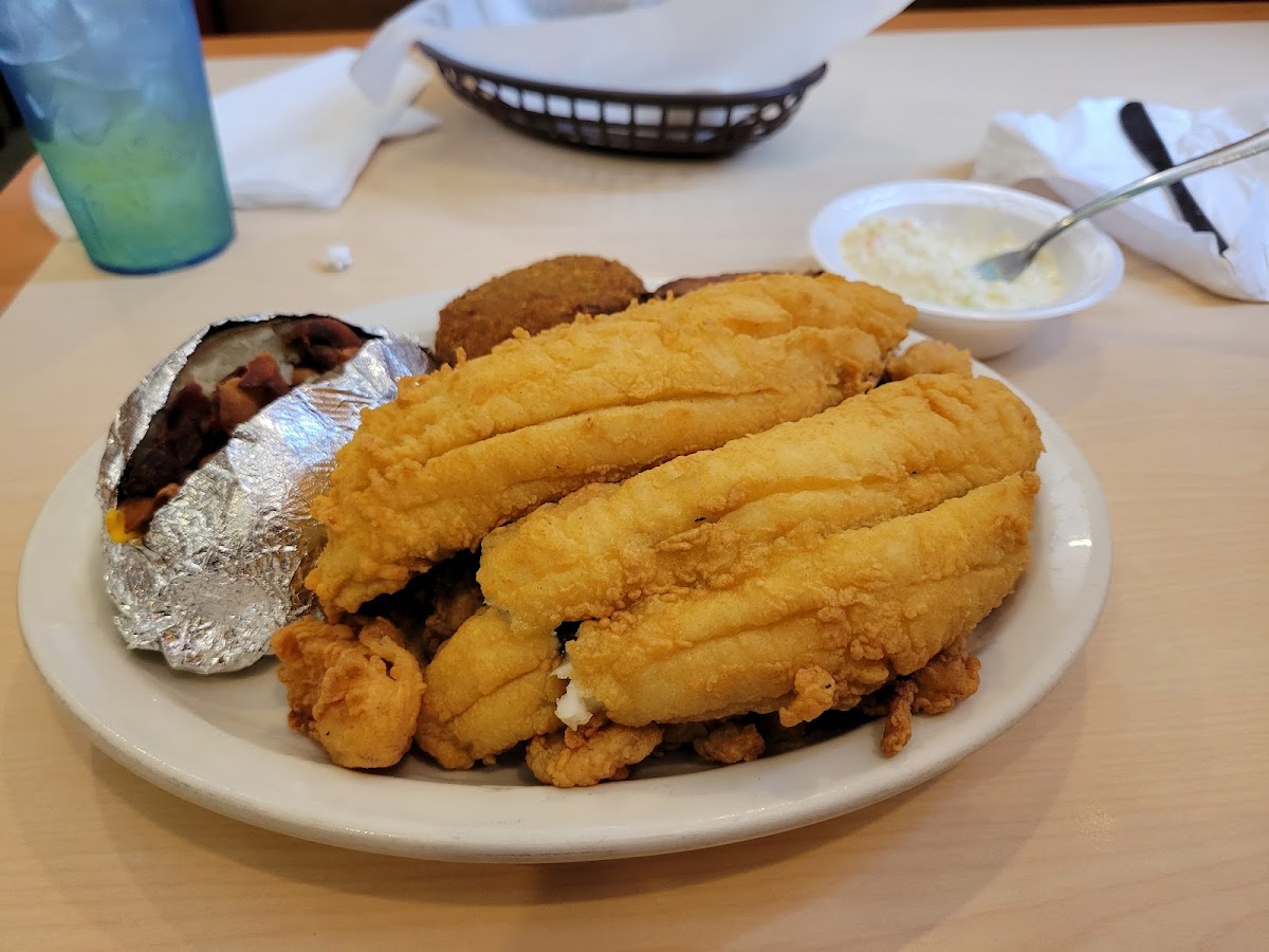 Captain Pete's Photo 6