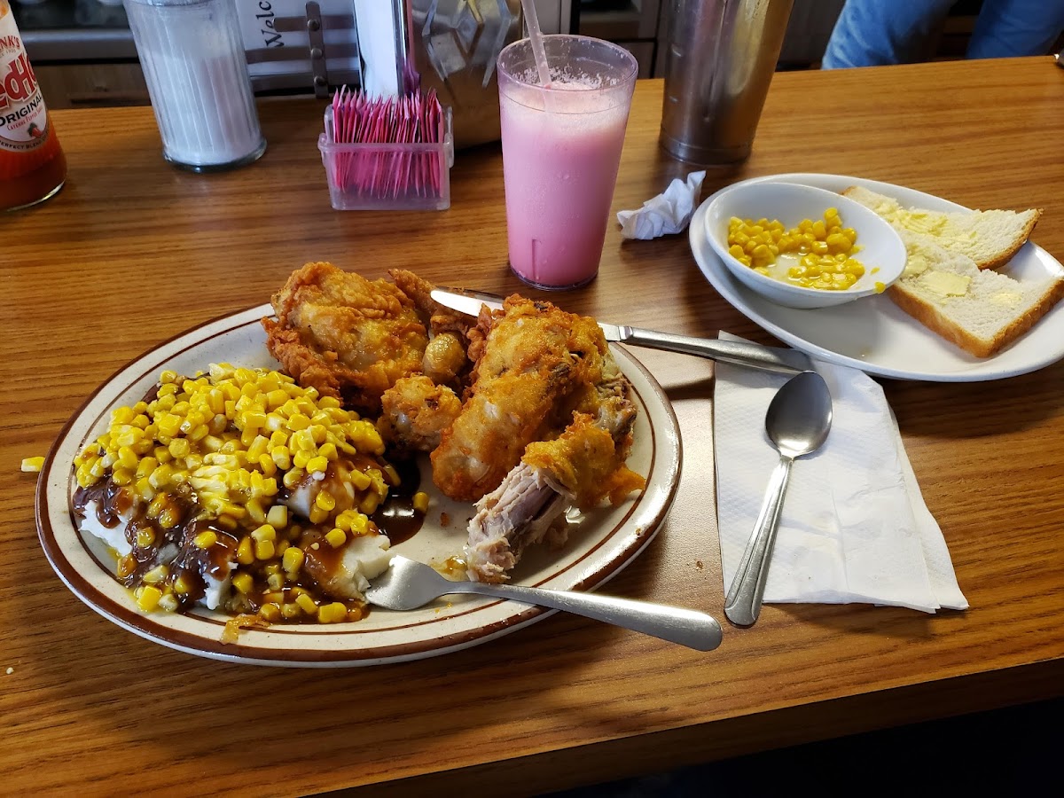 Iron Kettle Restaurant Photo 6