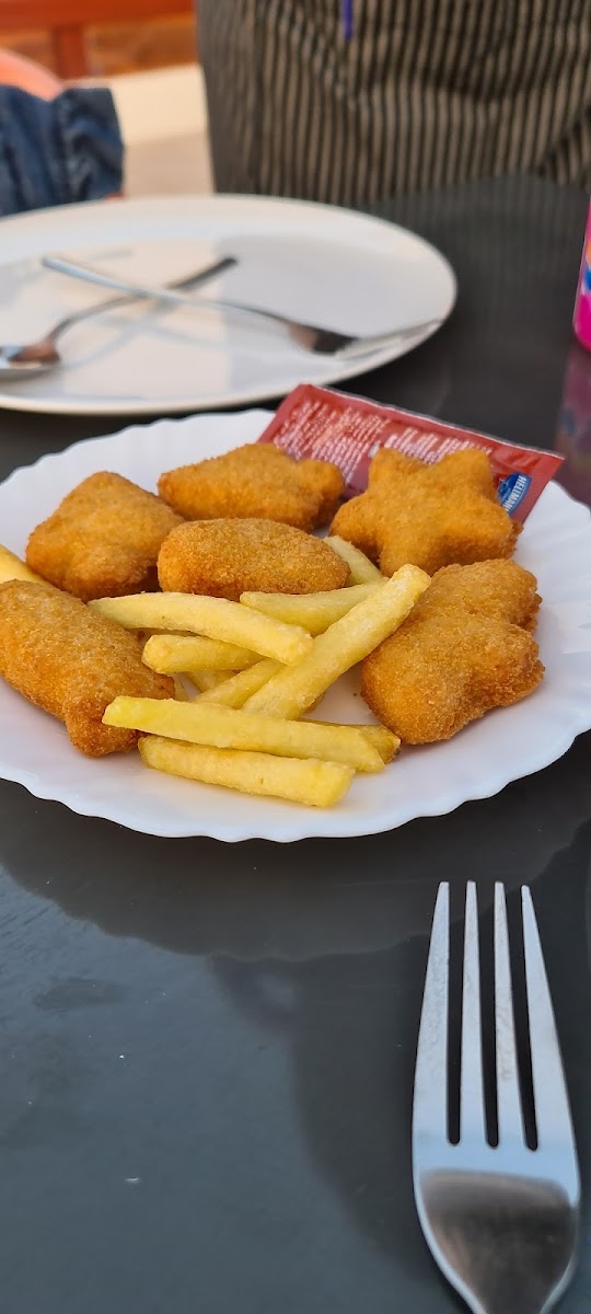 Beach Hot Fish Restaurant Photo 7