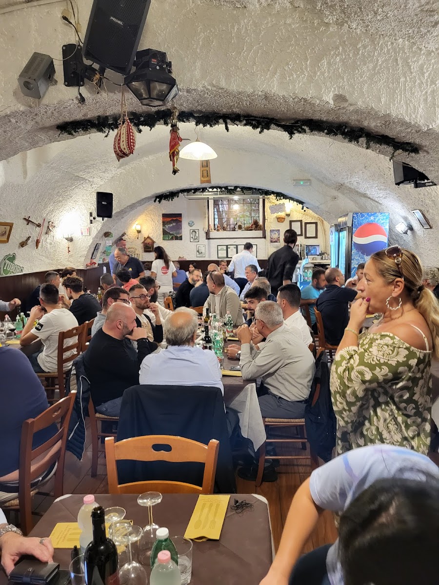 Ristorante 'A Canzuncella by night NAPOLI NOTTE Photo 4