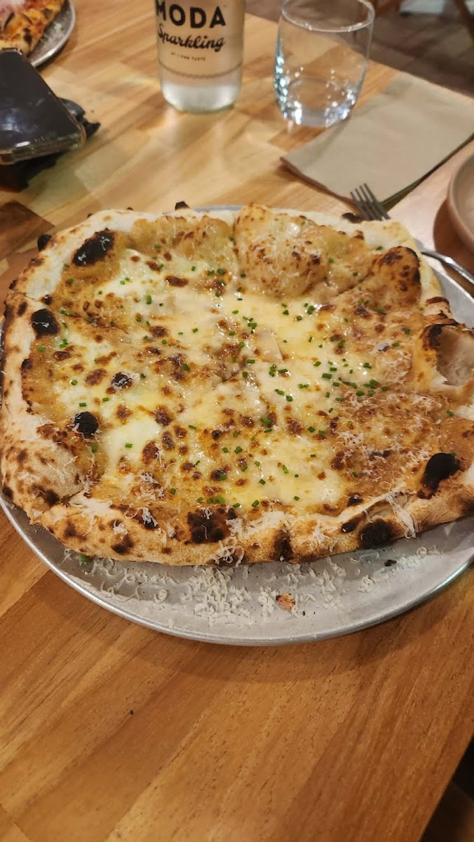 Homeslice Pizza Bar *Port Macquarie* Photo 4