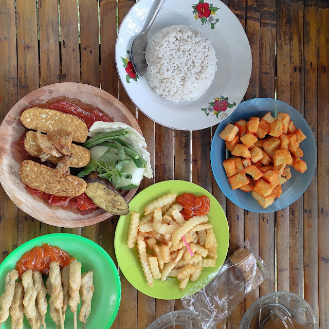 Tempe Penyet Kentang Goreng Sempol
