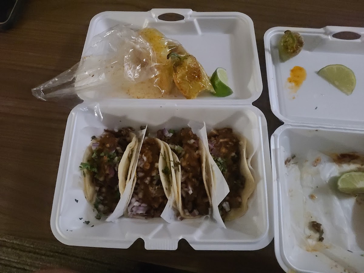 Tacos La Ensenada Photo 4