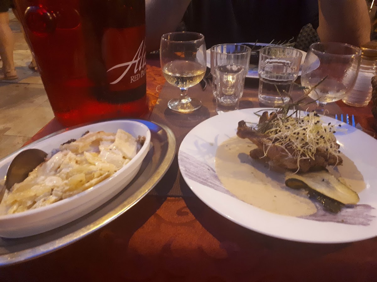 Le Bistrot De Grand Mère by La Brouette Photo 10