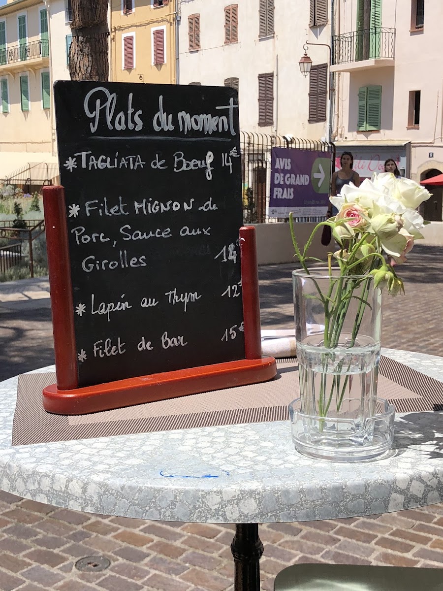 Le Bistrot De Grand Mère by La Brouette Photo Menu 9