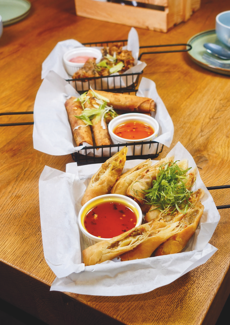 Piyo Grill & Restaurant Photo 9