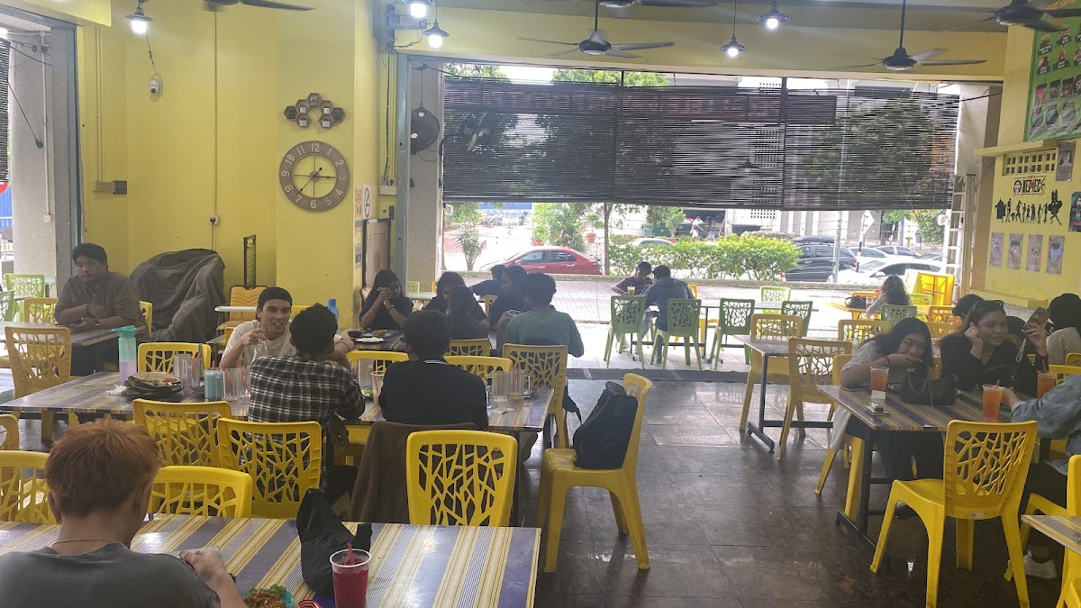 Waroeng Kampus Seksyen 13 Photo 6