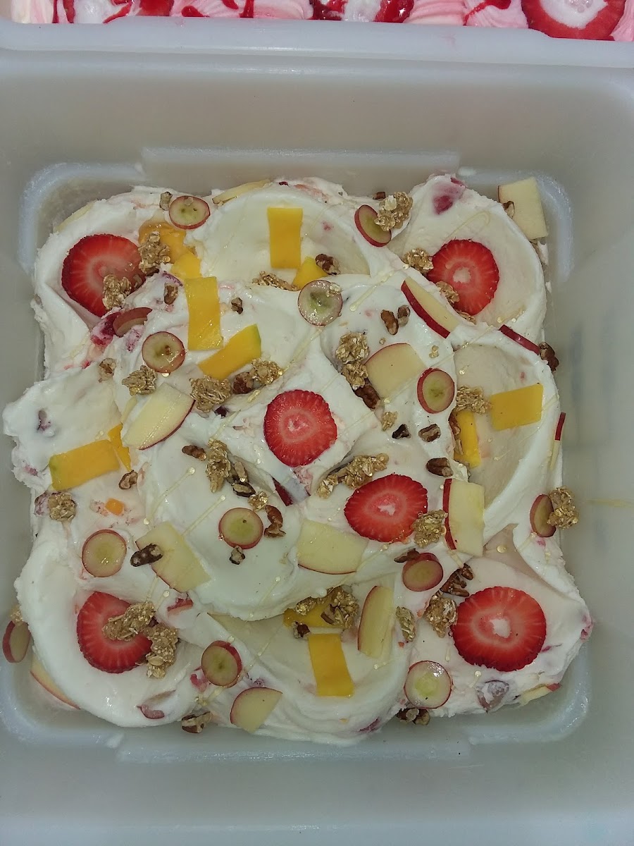 La Michoacana Ice Cream Bar Photo 8