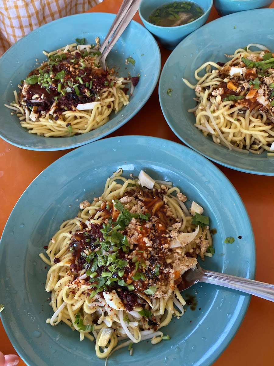 Gerai Mee Mael (Gelinces) Photo 9