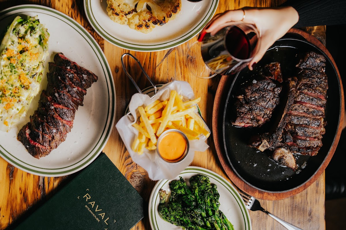 Raval Steakhouse Photo 4