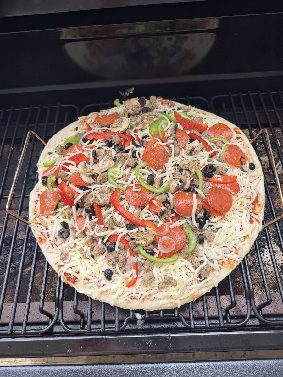 Bryants pizza Photo 4