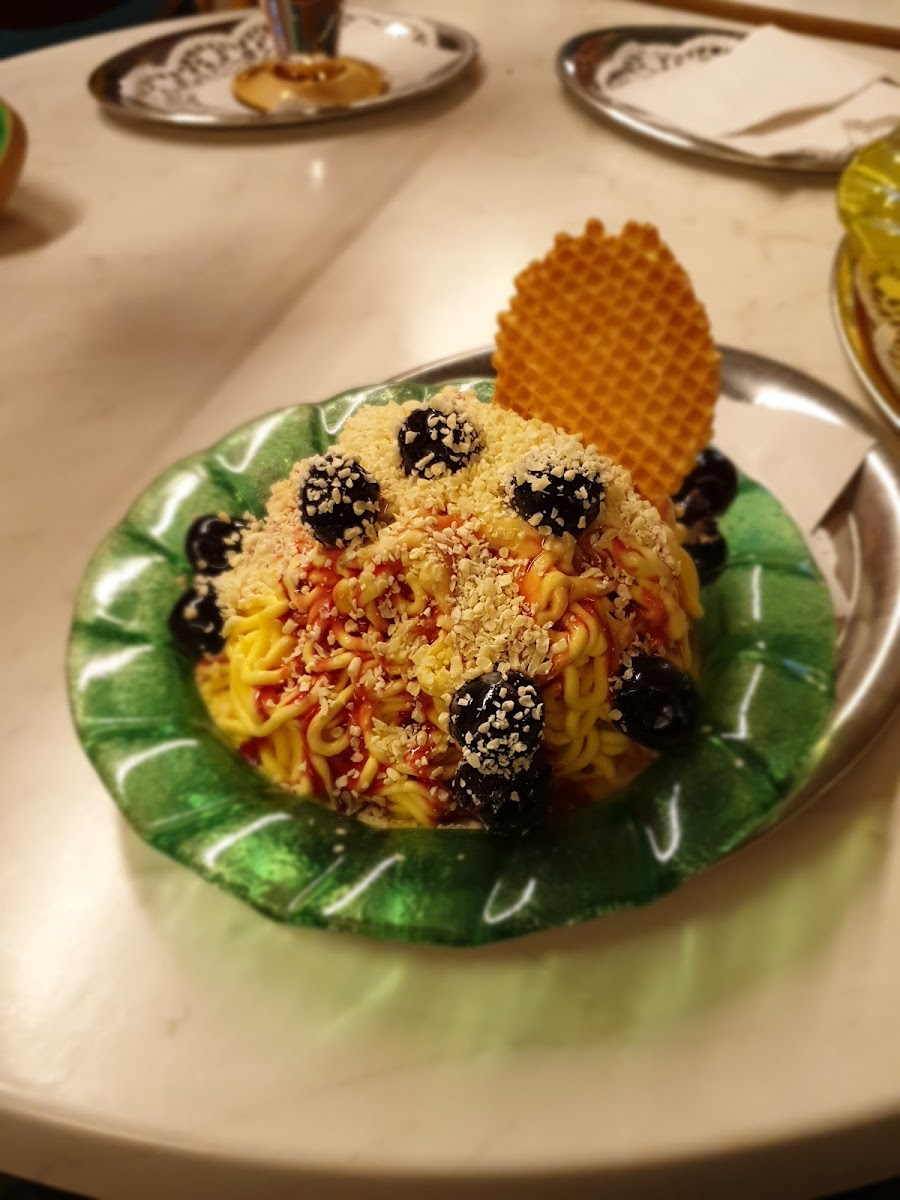 Eiscafé Cremé GmbH Photo 10