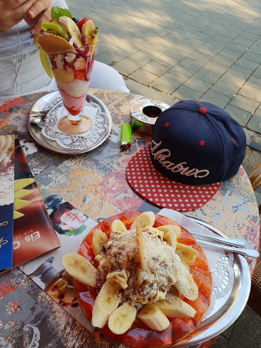 Eiscafé Cremé GmbH Photo 9