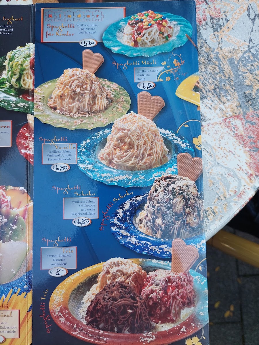Eiscafé Cremé GmbH Photo Menu 1
