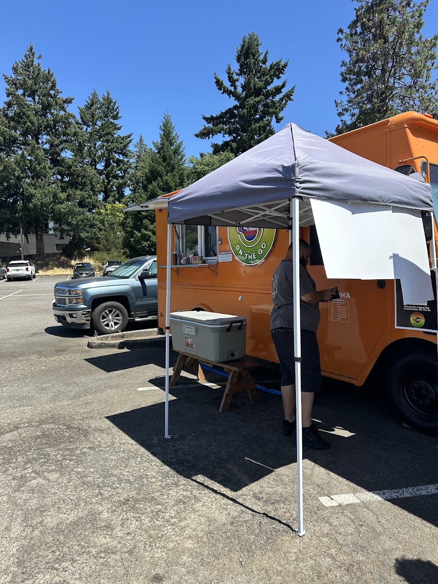 Island Grubz On The Go, LLC Photo 7