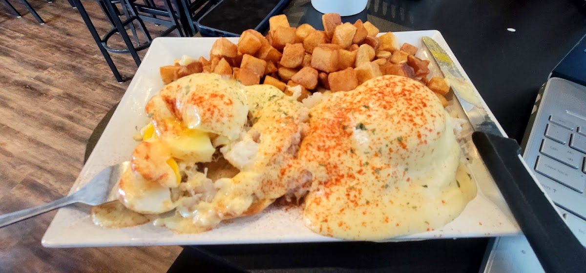 Mary's Bar & Grill Photo 8