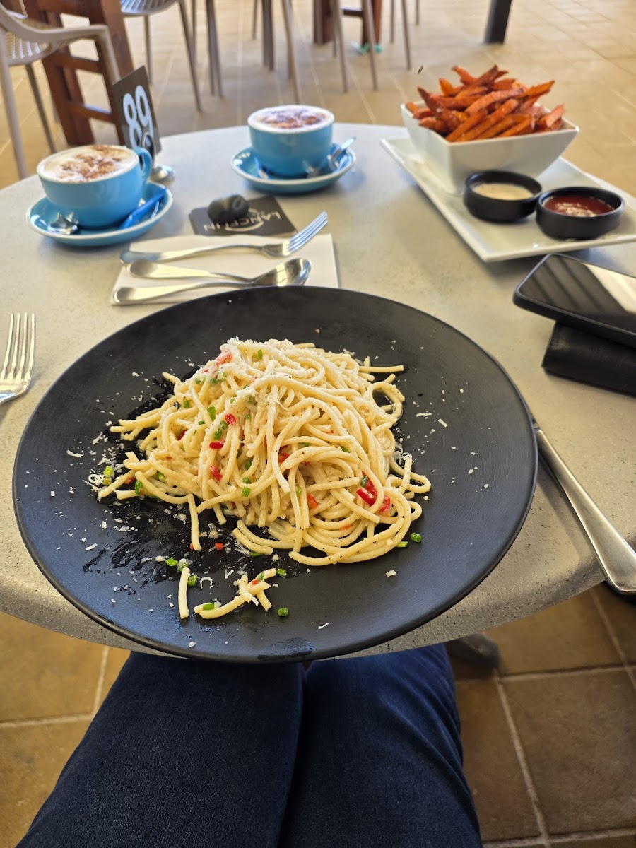 The 3 Emus Restaurant Photo 4