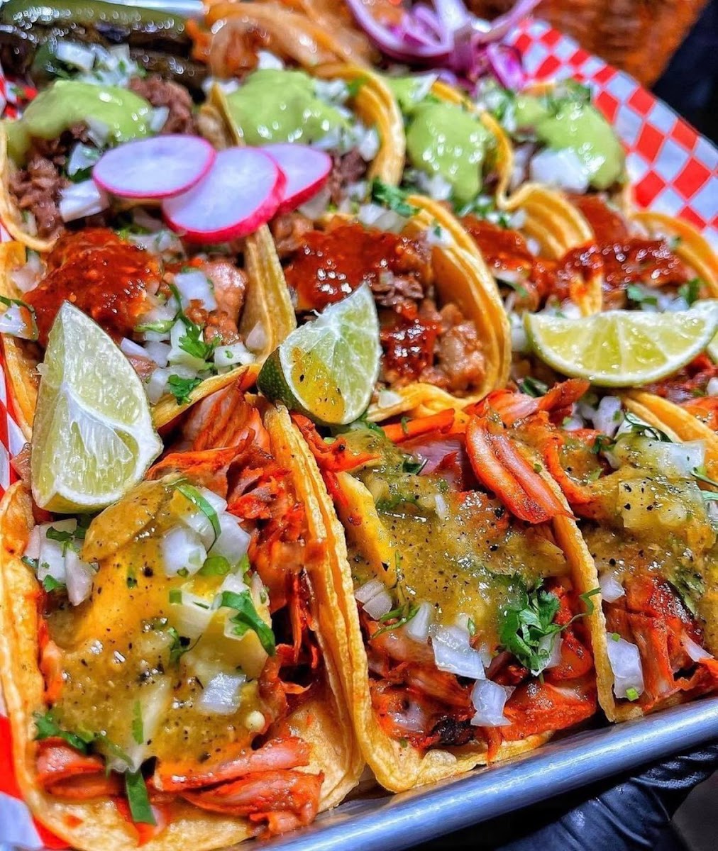 El Bigotaco’s Taqueria Photo 6