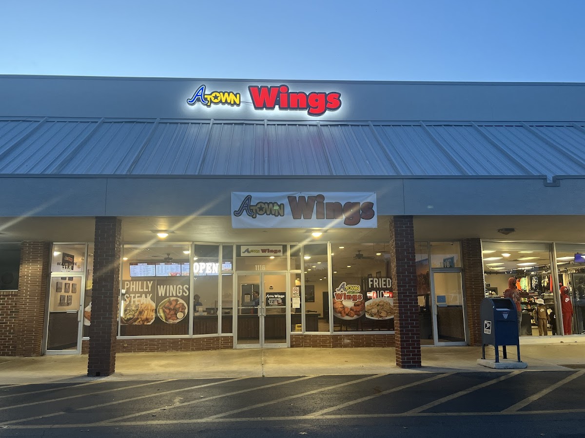 A Town Wings