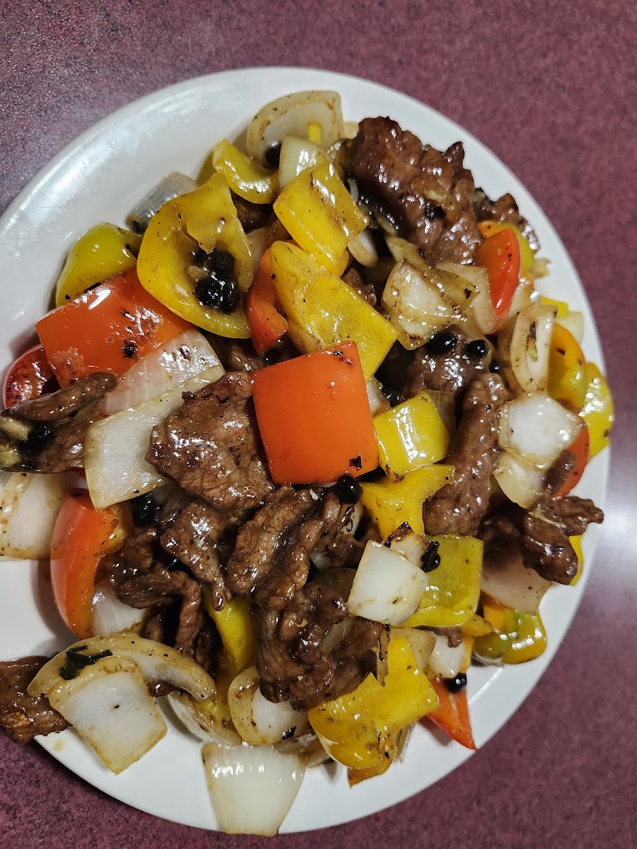 Eastern Pearl Family Restaurant Photo 6