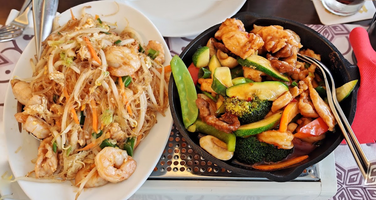 China Restaurant & Eiscafé - Hong-Yun Photo 5