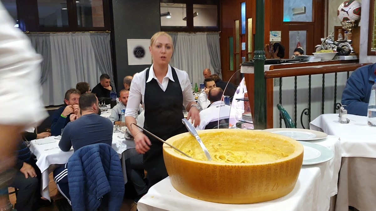 Ristorante pizzeria Jolly Reggio Emilia Photo 2