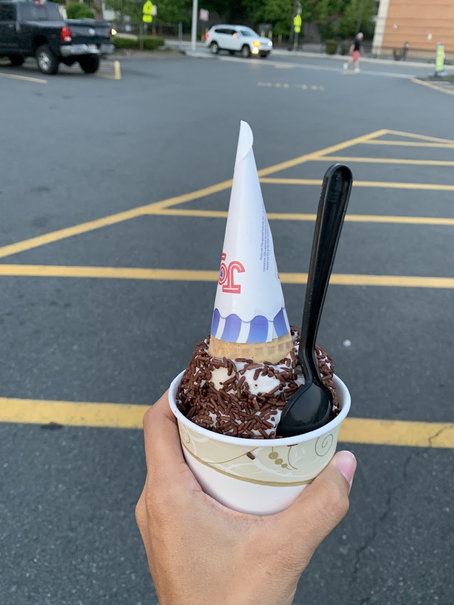 Kennedy’s Ice Cream Bar Photo 10