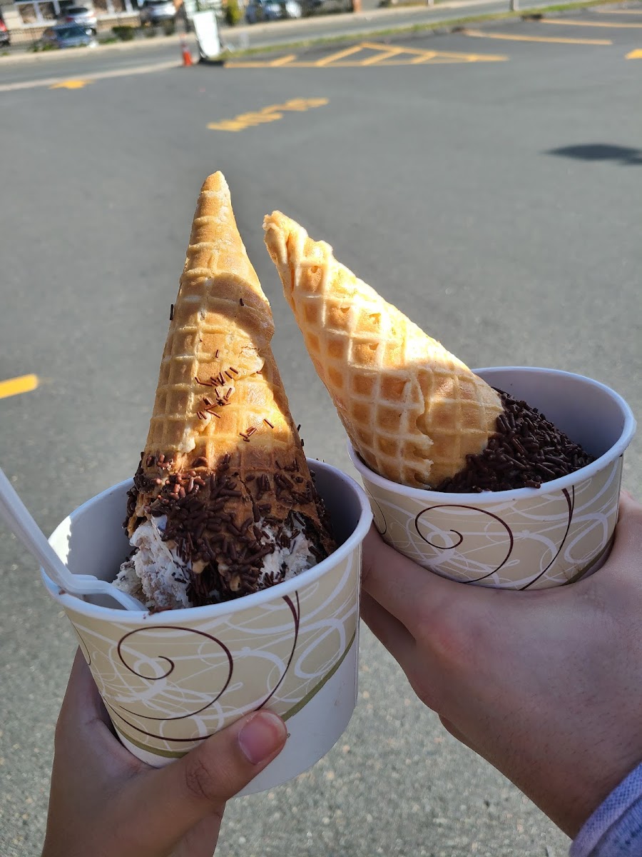 Kennedy’s Ice Cream Bar Photo 9