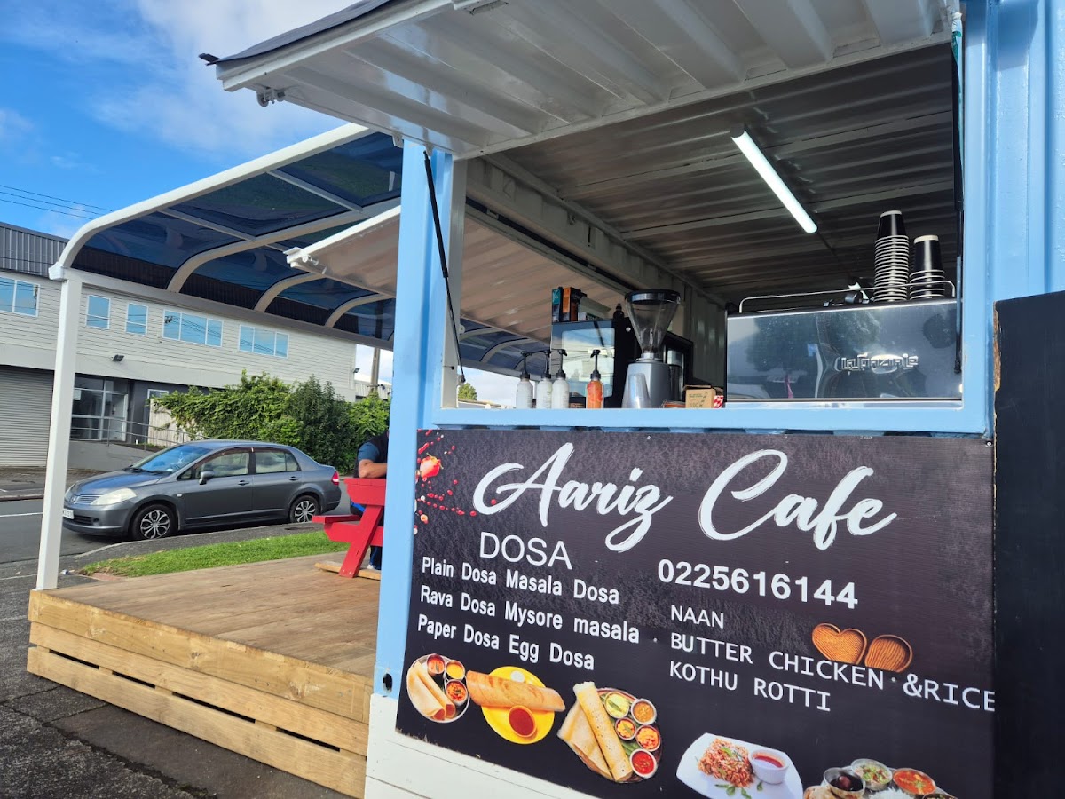 Aariz Cafe Photo 4