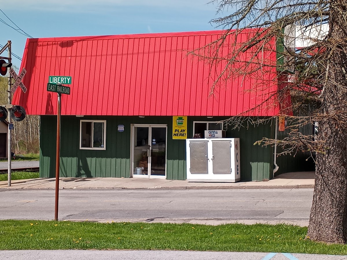 Captain Ron's Deli Photo 4