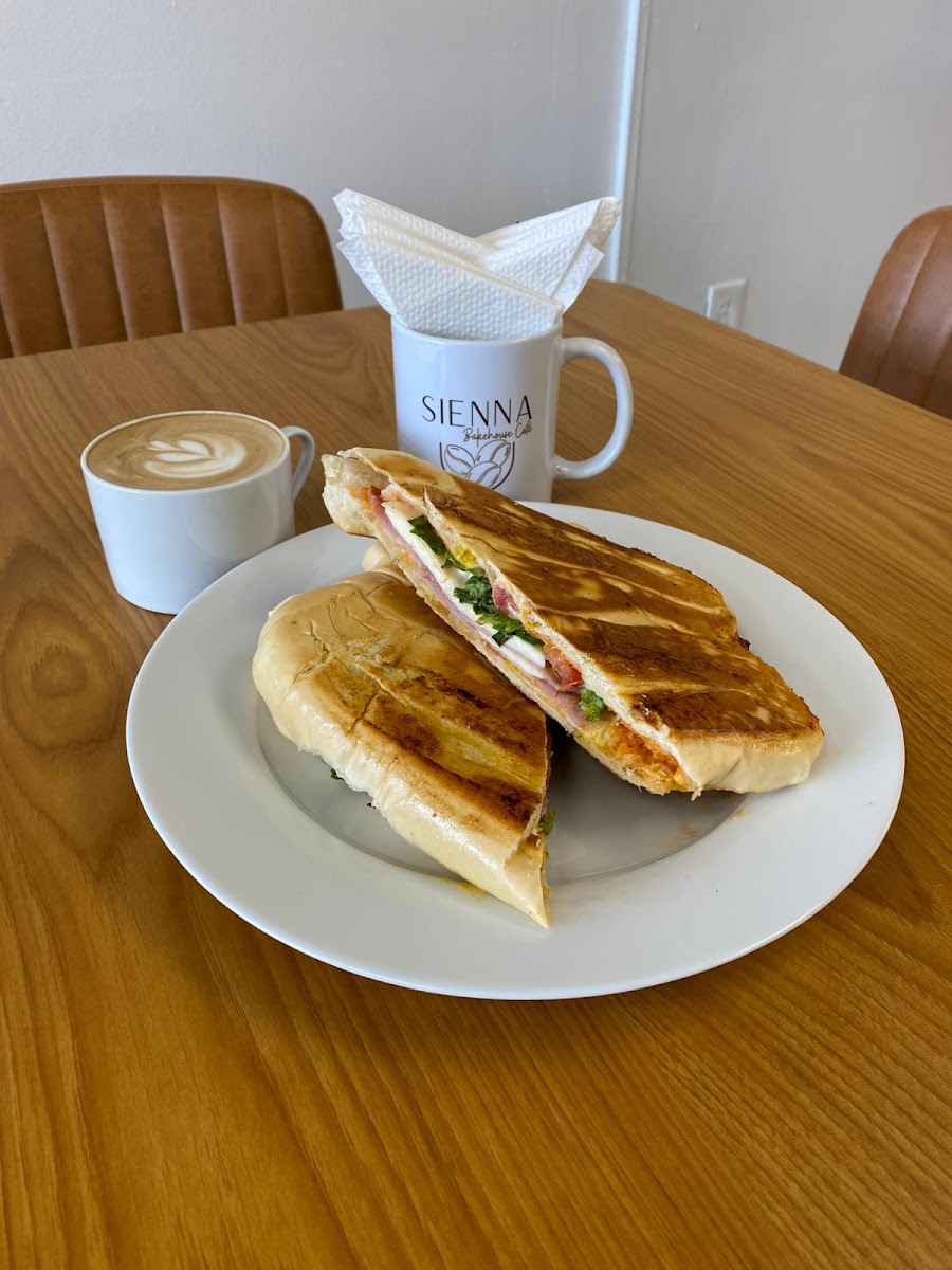 Sienna Bakehouse Cafe Photo 9