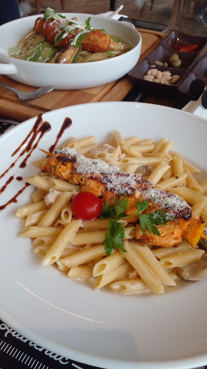 L’Aromate Restaurant - Pizzeria Photo 5