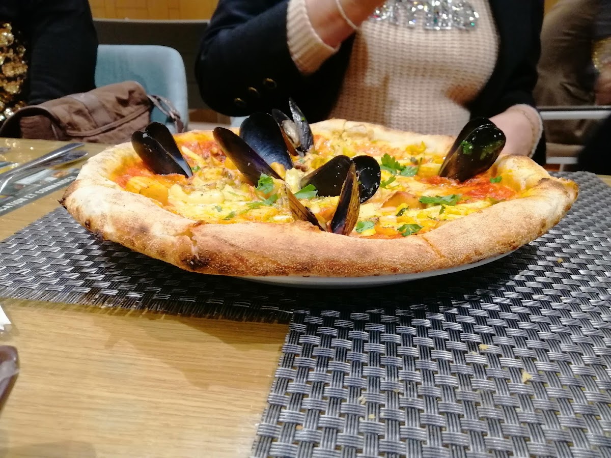 L’Aromate Restaurant - Pizzeria Photo 9