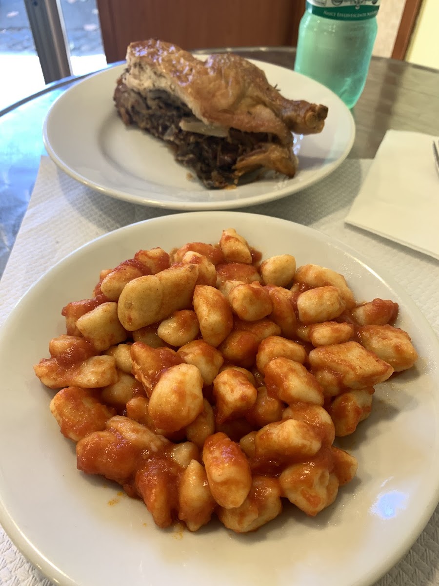 Pizzeria Tavola Calda Felice e Silvana Photo 2