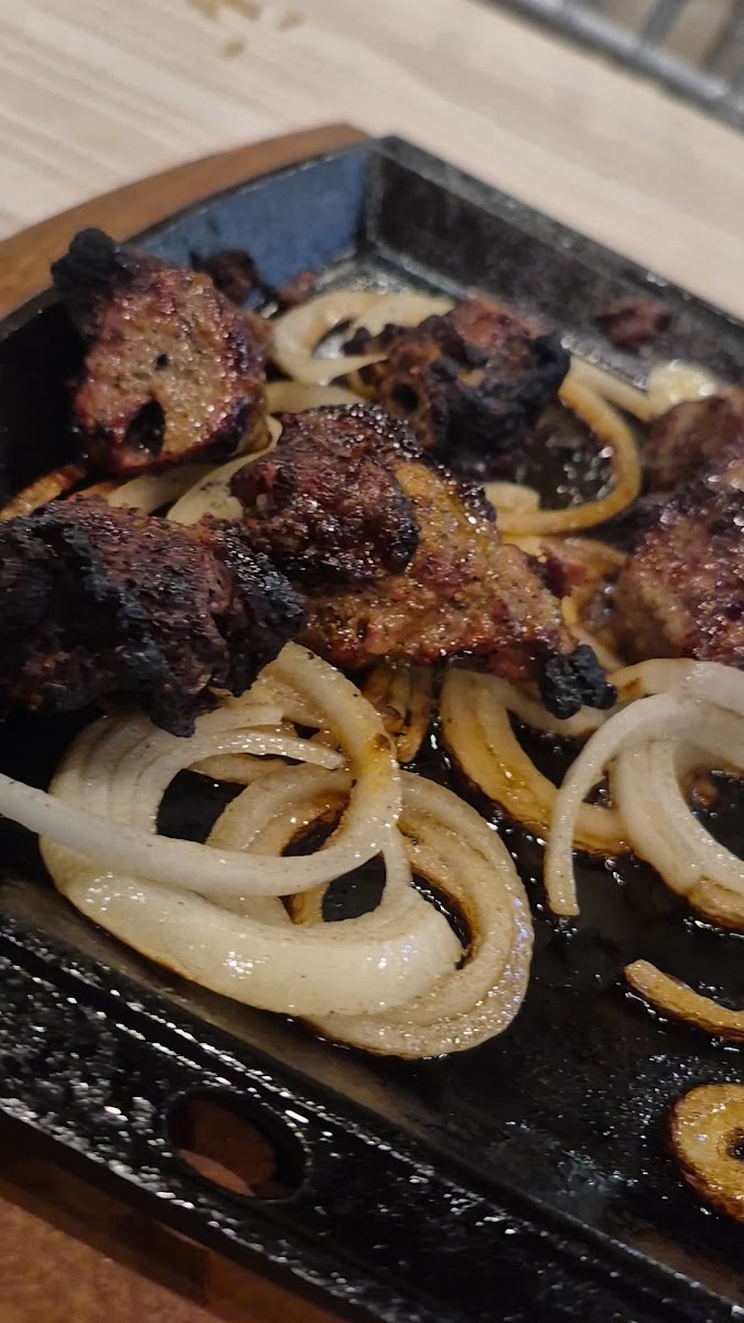 Kohinoor halal resturant Photo 2