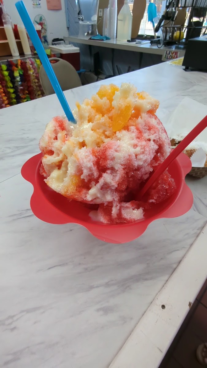 Hawaiian Shaved Ice Photo 2