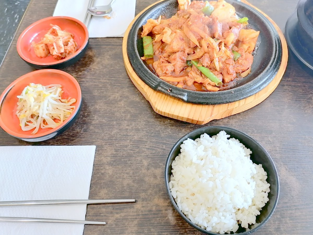 Sushi Gallery Photo 7