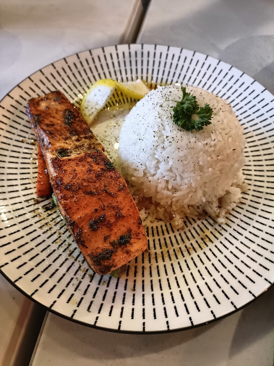 PAN GRILL Resto + Cafe Naic Photo 10