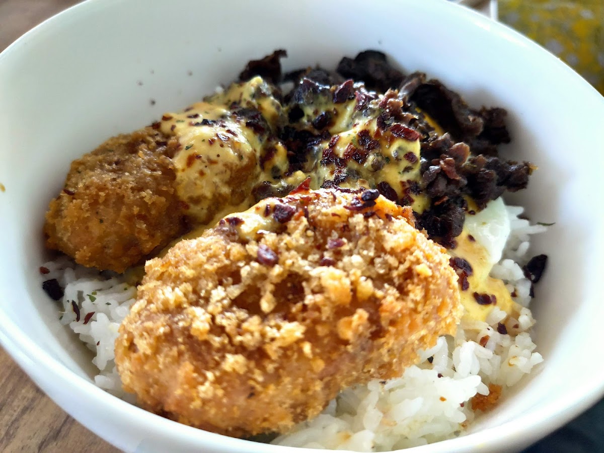 PAN GRILL Resto + Cafe Naic Photo 8