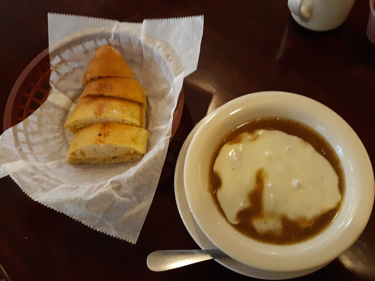 Maria's Italian Restaurant Photo 5