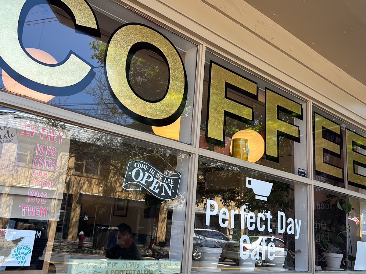 Perfect Day Cafe Photo 3