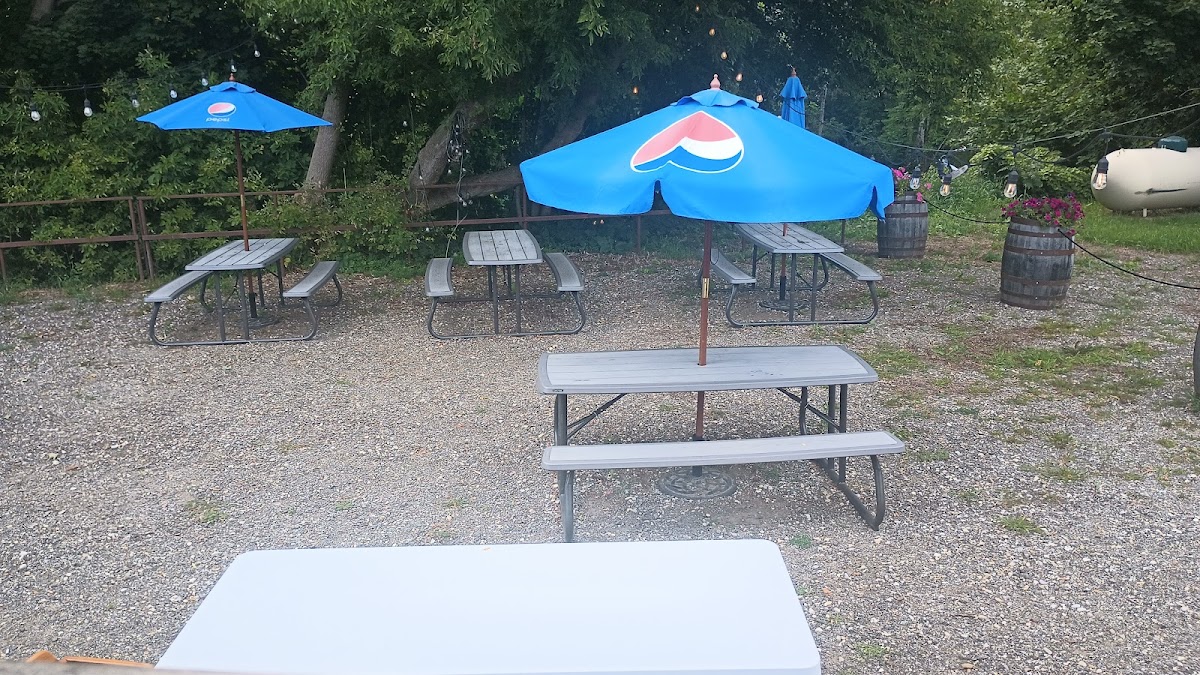Trailside Tavern Photo 6