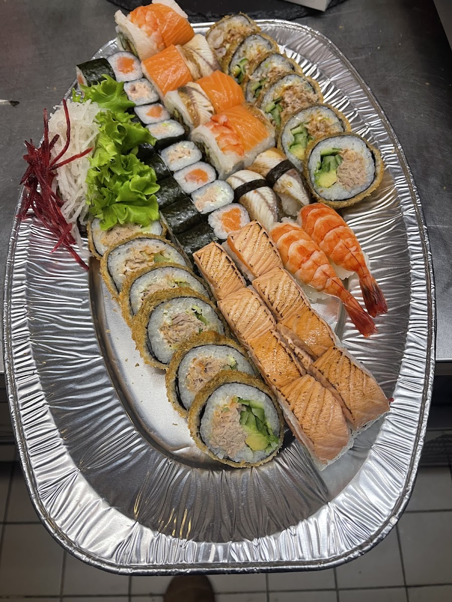 Asia Thai Sushi Photo 5