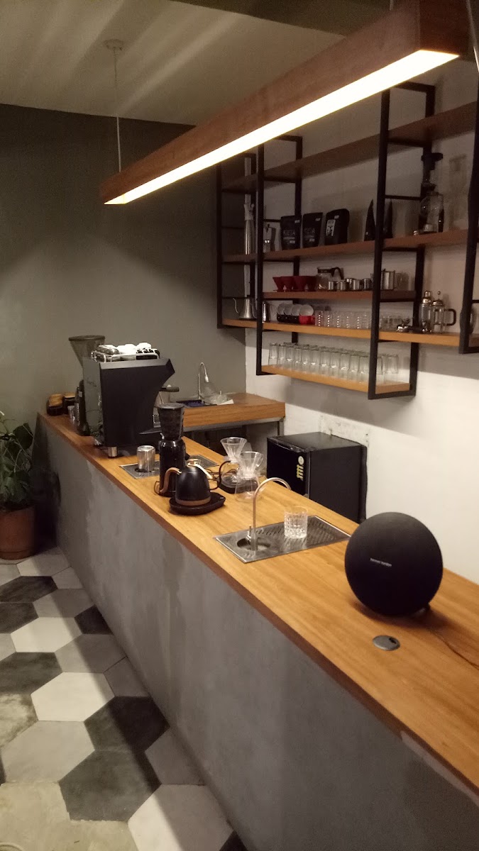 TITIK LIMA KOPI Photo 4
