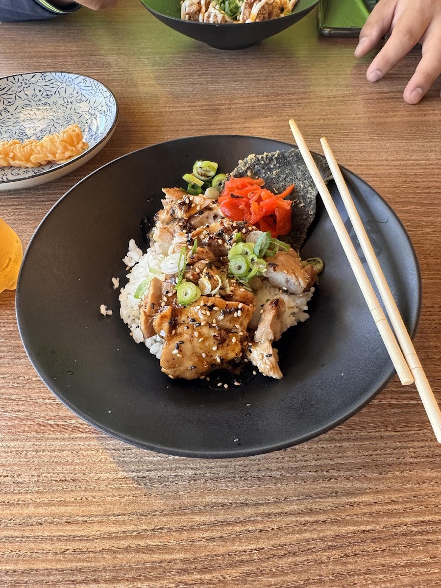 Ougi Kaiten Sushi Photo 4