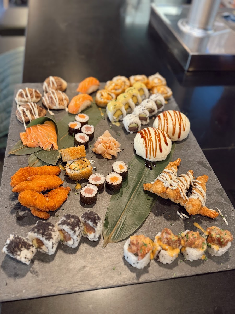 KZ Sushi - Asian Fusion Photo 9