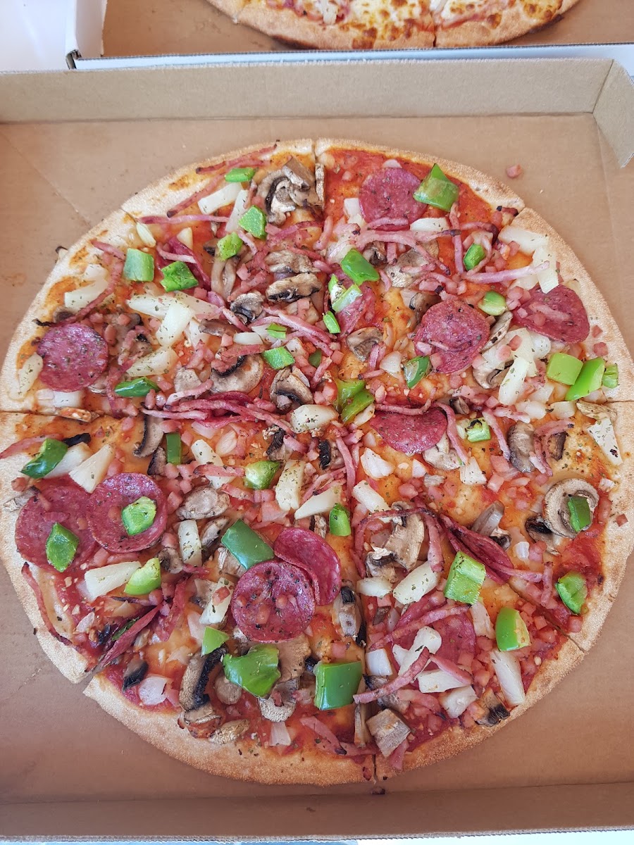 Porky's Pizza HQ Photo 7