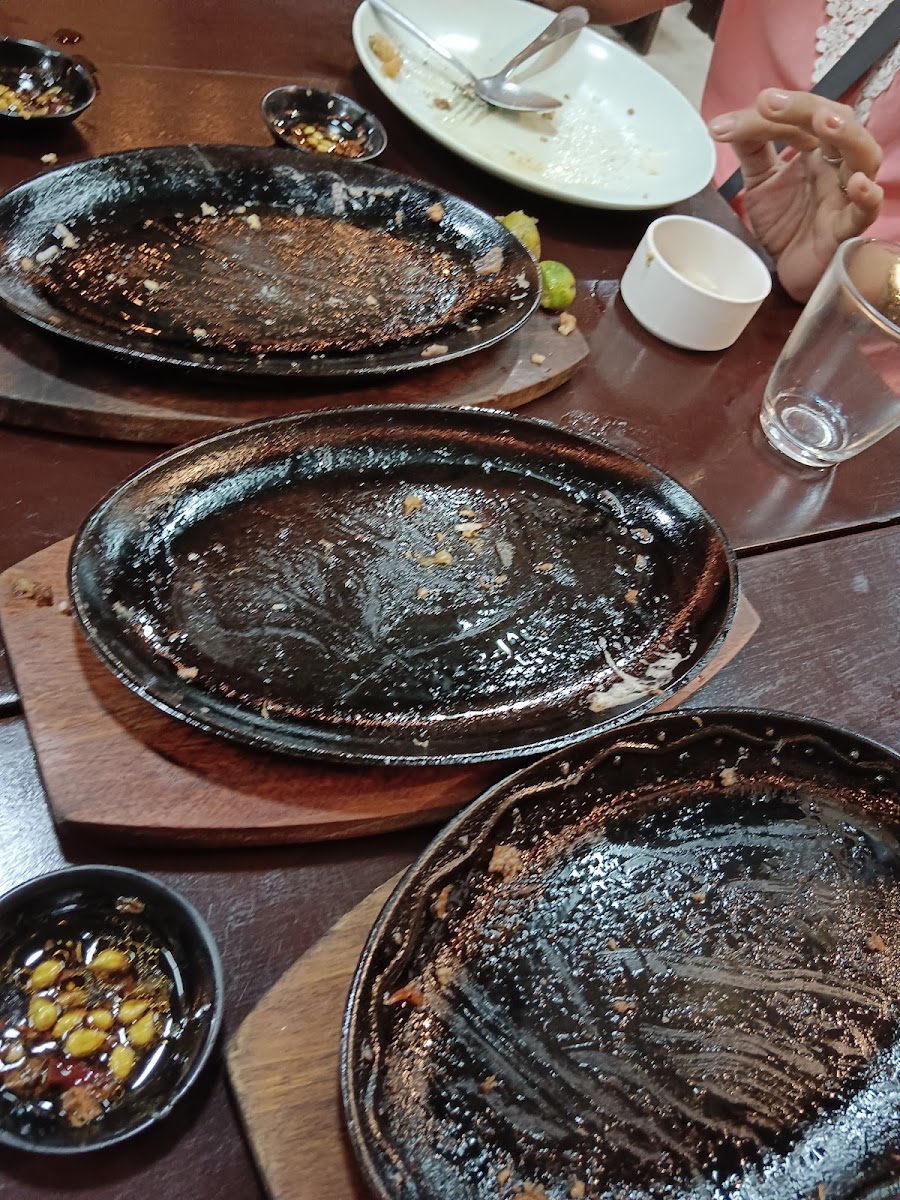 Ton-Ton's Sisig Batino Photo 9