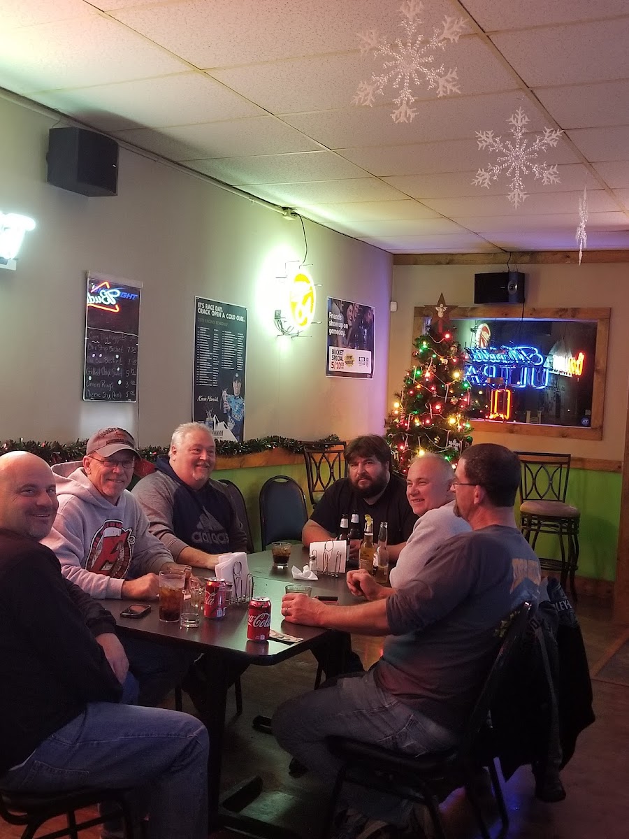 Elliott's Satellite Tavern Photo 2