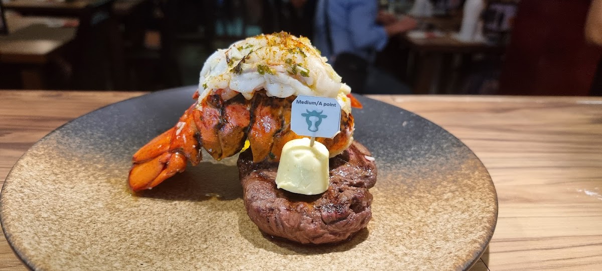 Patrick's Steakhouse Photo 4